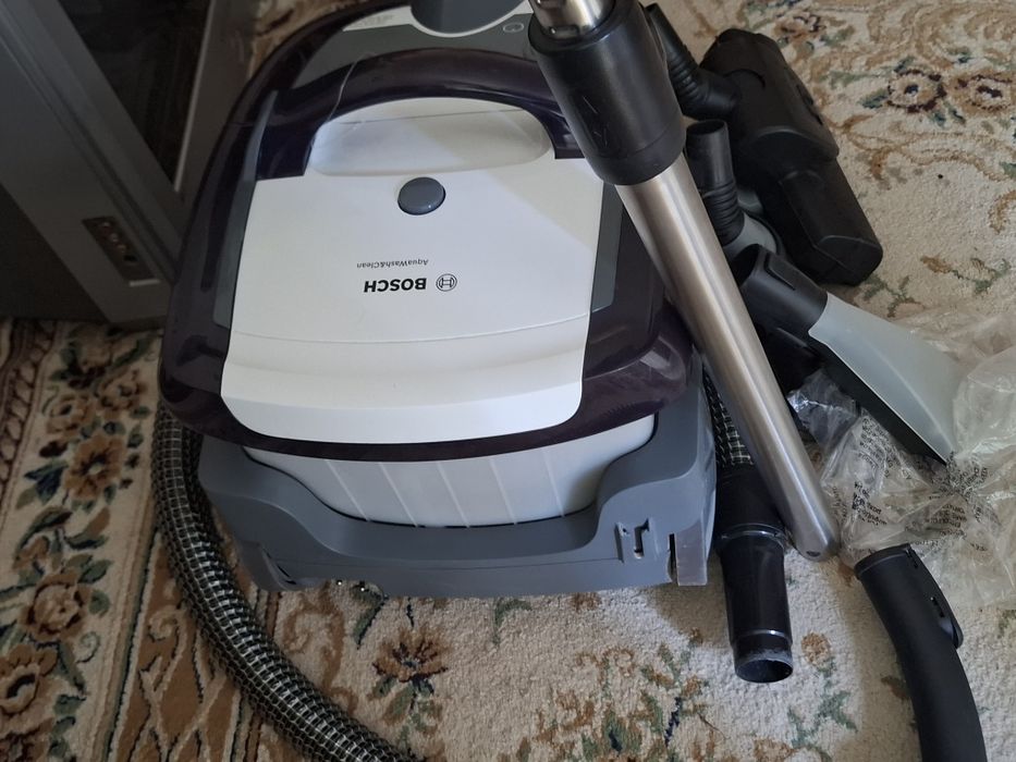 Пилесос Bosch миючий