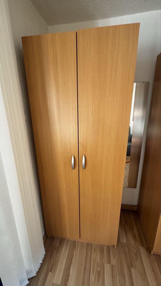 Zestaw mebli komoda i szafa