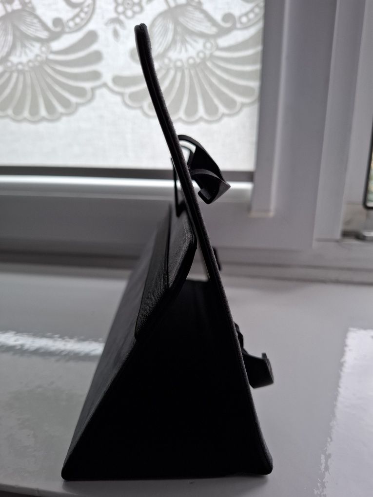 Tablet lenovo p11 gen2 z rysikiem, gwarancja + paragon