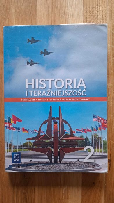 Historia i teraźniejszość 2. Podręcznik dla liceum i technikum.