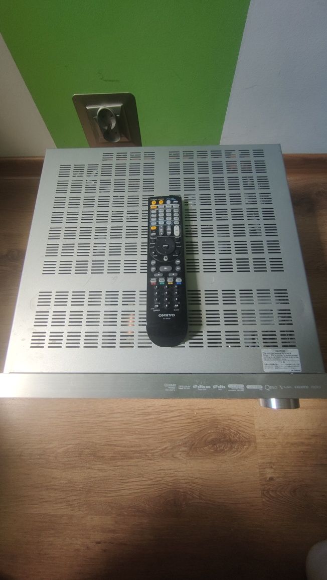 Onkyo tx-nr 1010 bez HDMI