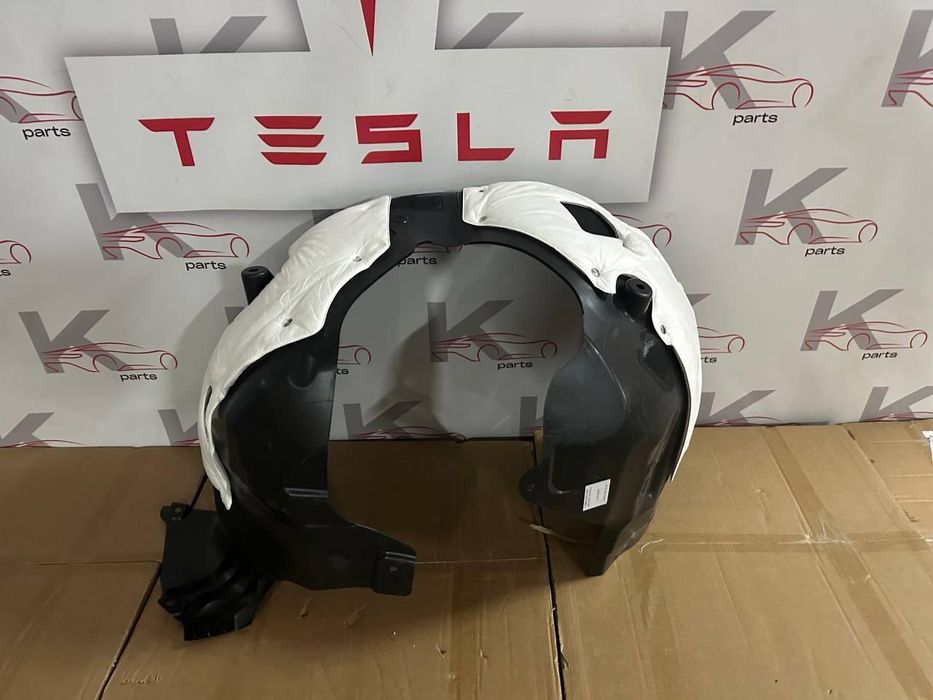 TESLA MODEL 3 Подкрылок передний правый (лицензия) 2017-23