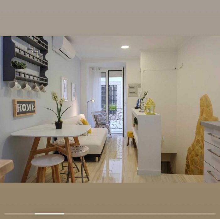 Arrenda-se - T2 triplex