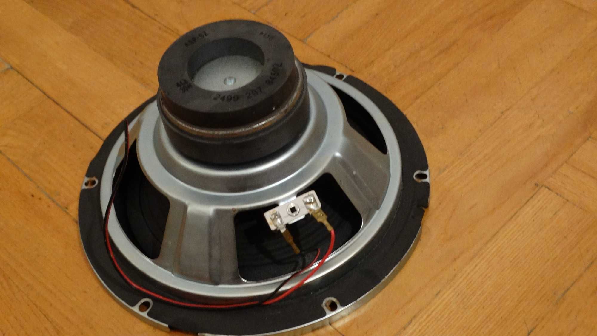 Głośnik niskotonowy 30 W  4 Ohm