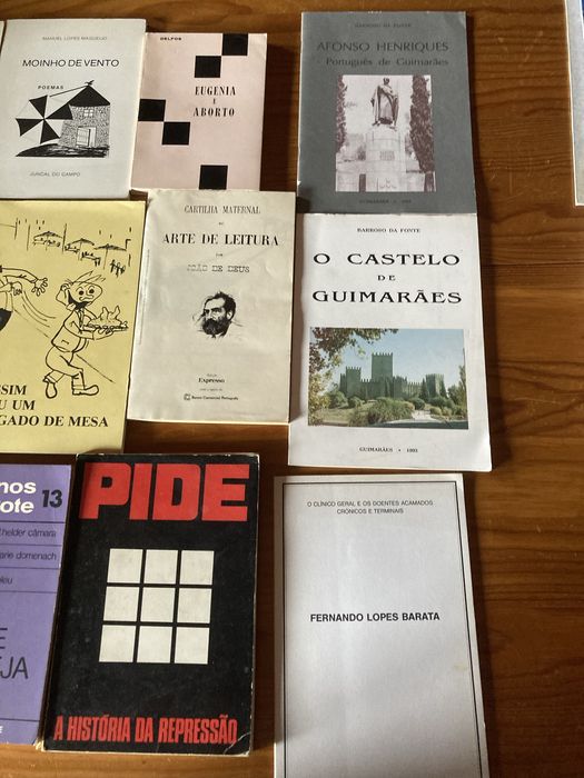 Livros antigos em portugues
