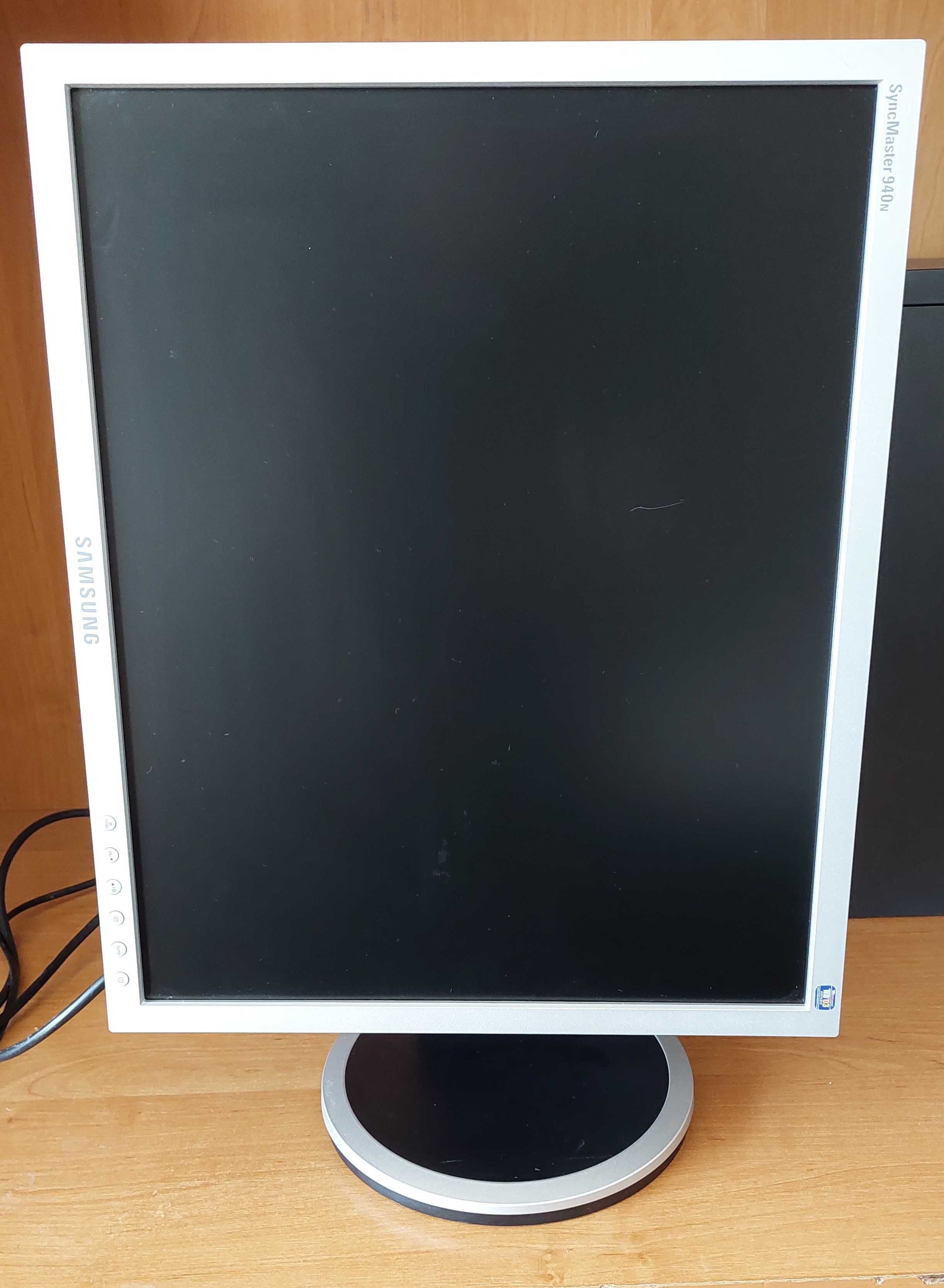 Monitor Samsung SyncMaster 940n (VGA, 1280x1024, 60Hz)