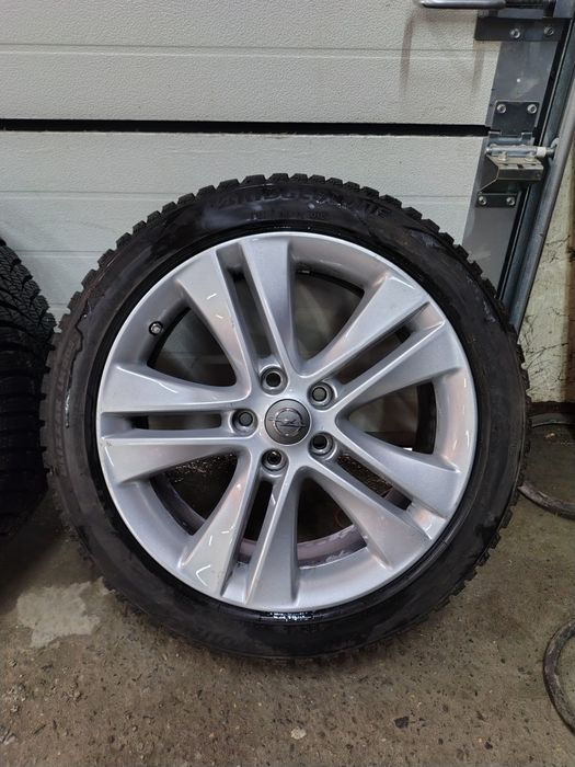 Całe koła zimowe Opel Astra J insygnia 5x115 r18 235/45