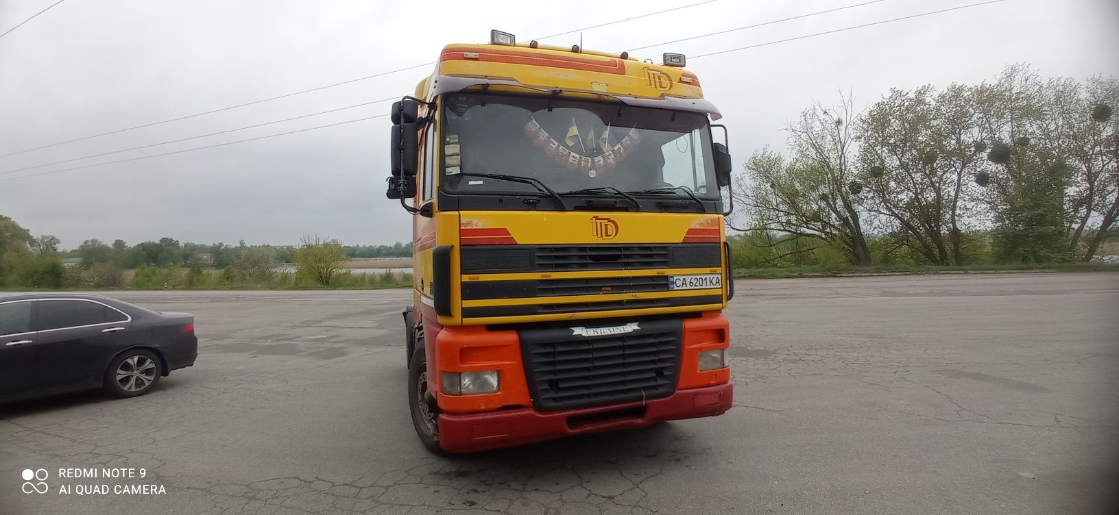 Продам тягач DAF XF-380