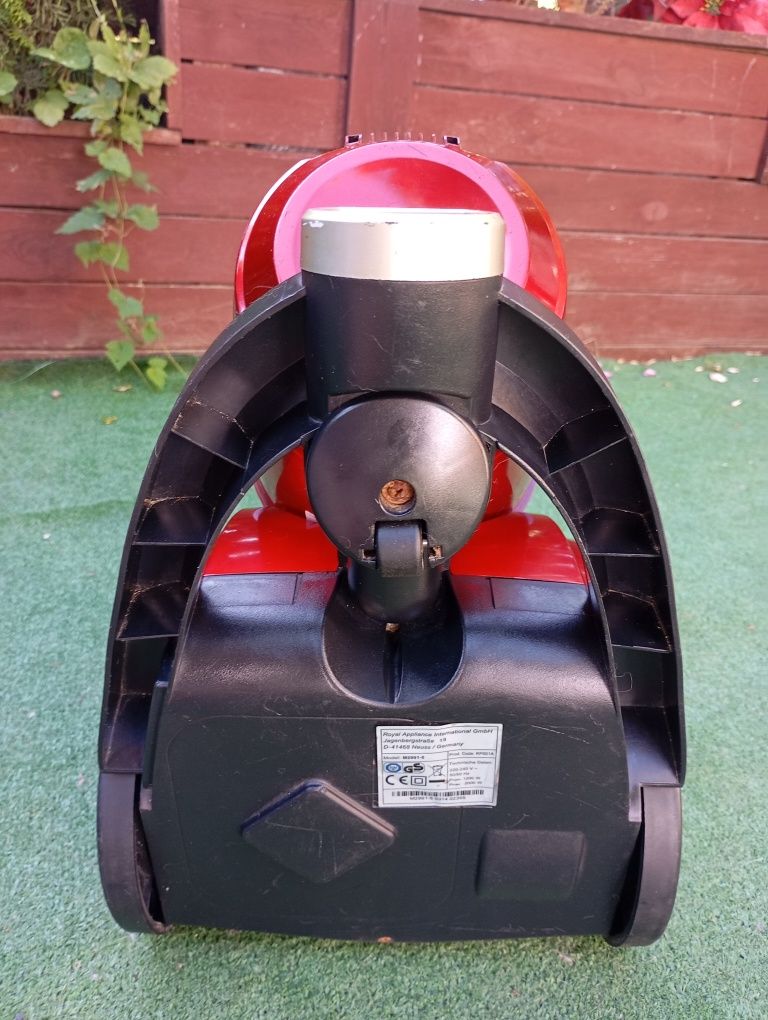 Odkurzacz cyklonowy 2000W DIRT DEVIL M2991-5, bezworkowy, czerwony