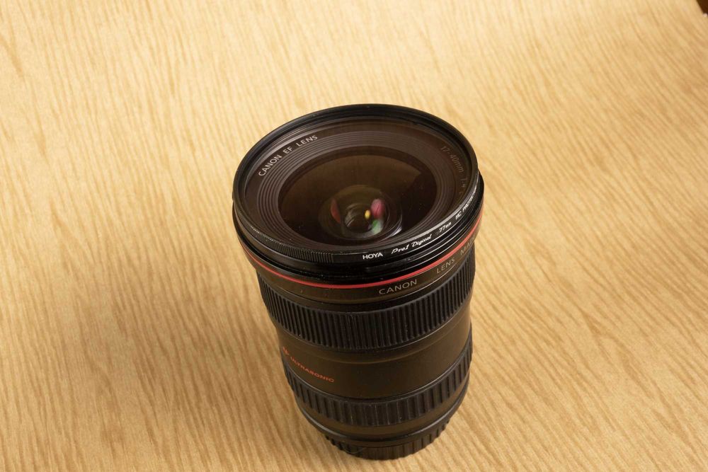 Canon EF 17-40 f4 L USM.