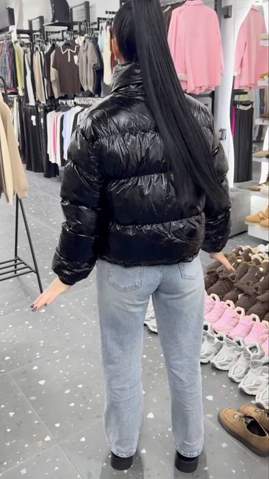 Базова пуфер куртка жіноча матова глянцева лак