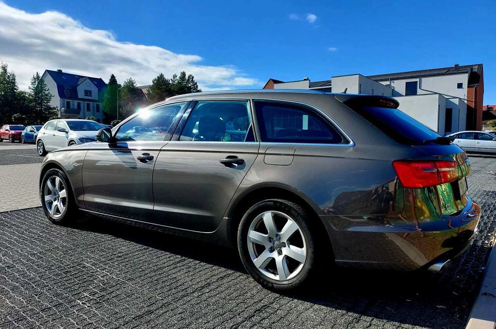 Wynajem Kombi Audi A6 - Reanult Clio Kombi - Wypożyczalnia Samochodów