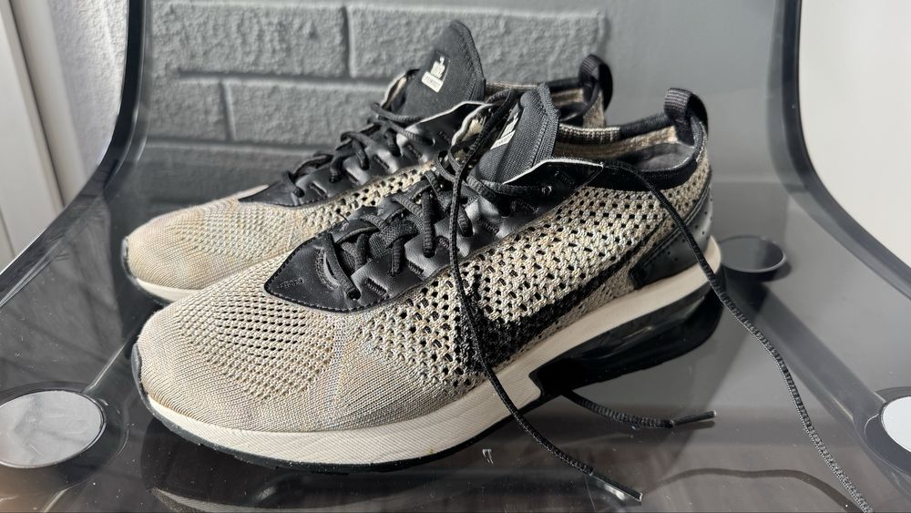 Nike Air Max Flyknit Racer Sesame