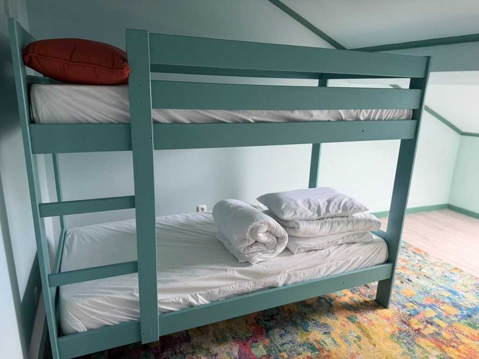 Beliche de madeira azul