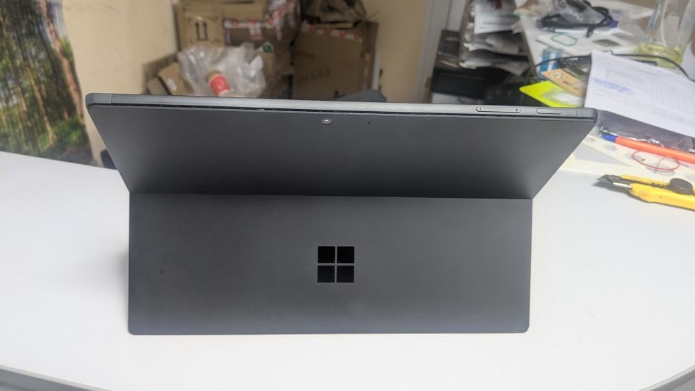 Microsoft Surface Pro 7 i7/16/256 SSD 12.3" IPS Win 11