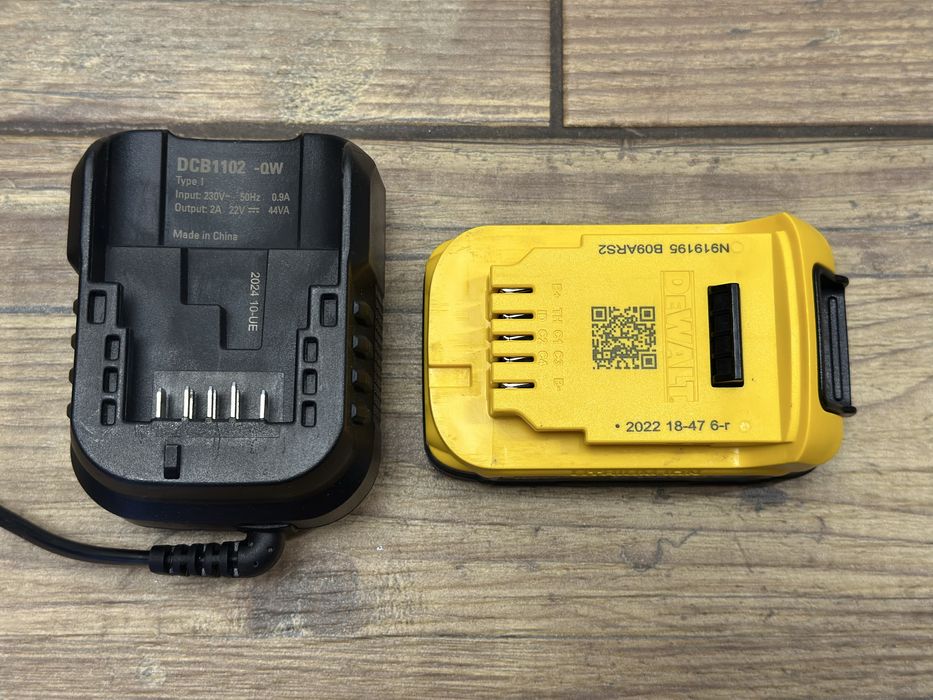 Akumulator, bateria PowerStack 18V 1,7AH | ładowarka DCB1102 DeWalt