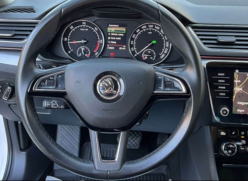 Skoda super B 2019r