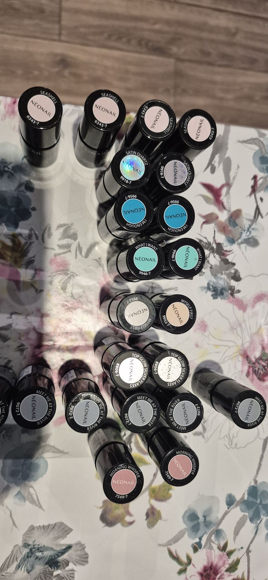 Lakiery neonail  Nowe