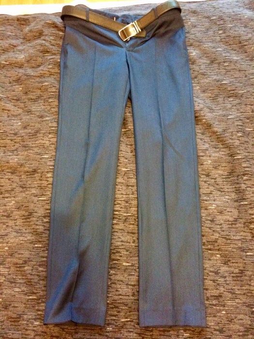 Чоловічий костюм в ідеальному стані