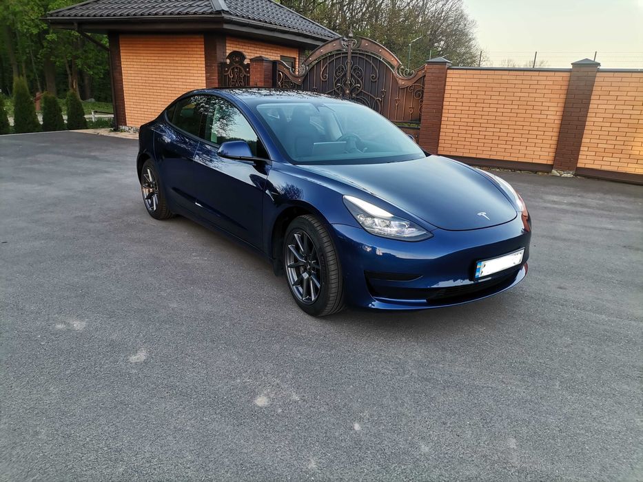 Tesla model 3 Standart plus