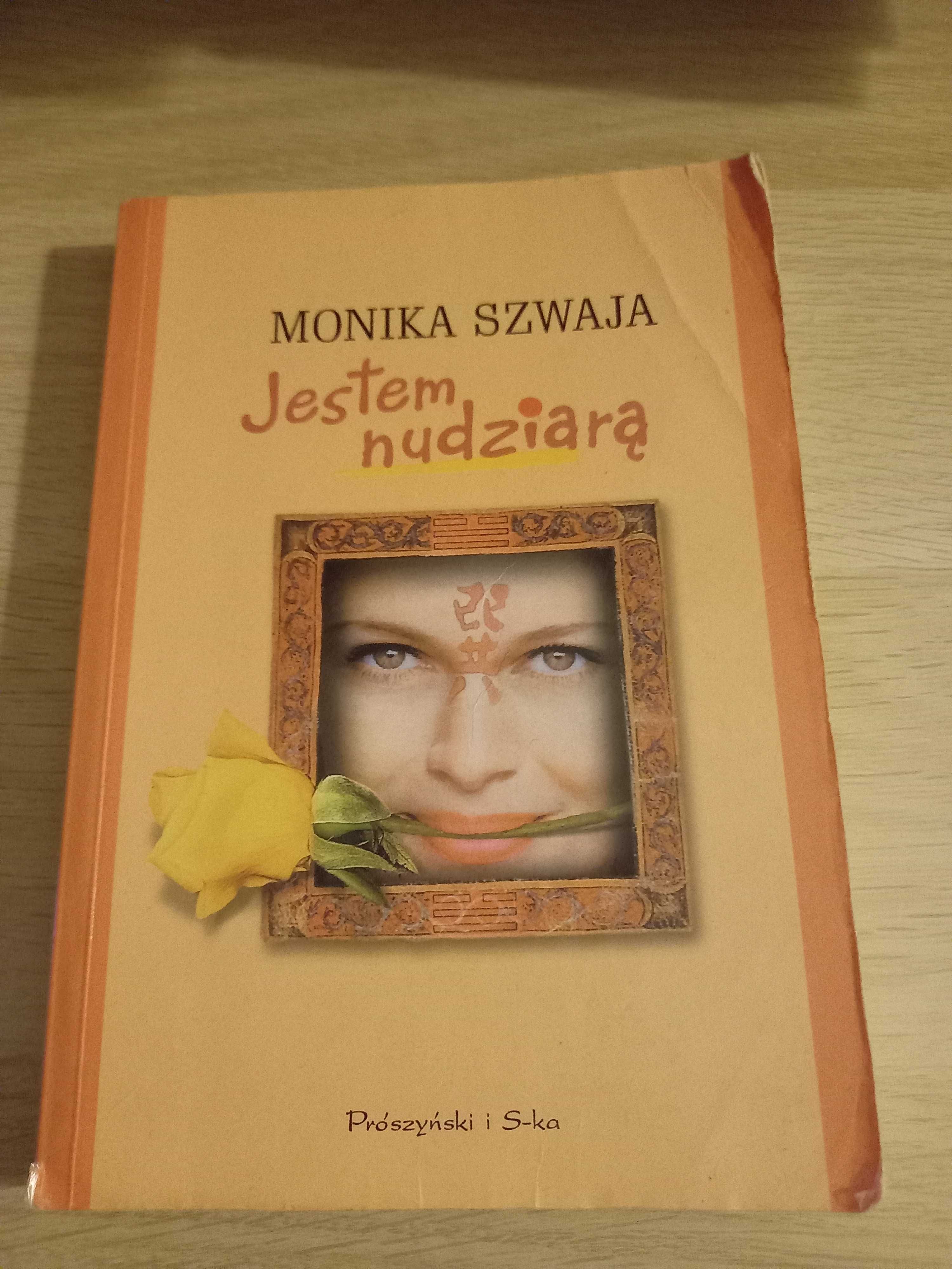 Monika Szwaja - Jestem nudziarą