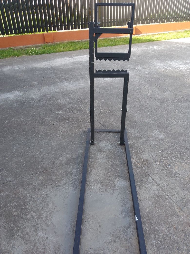 Stojak do cięcia drzewa