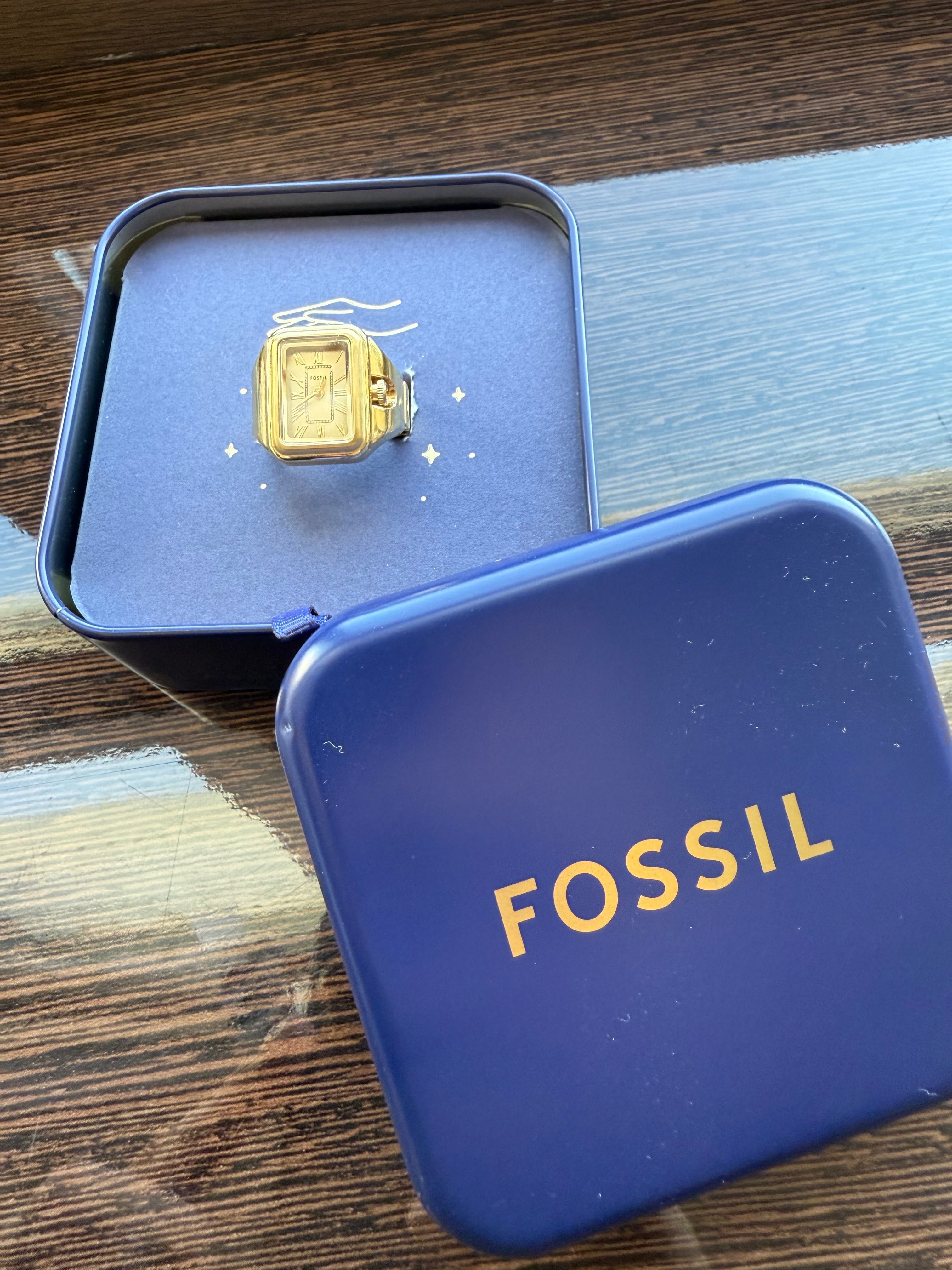 Годинник Fossil на палець