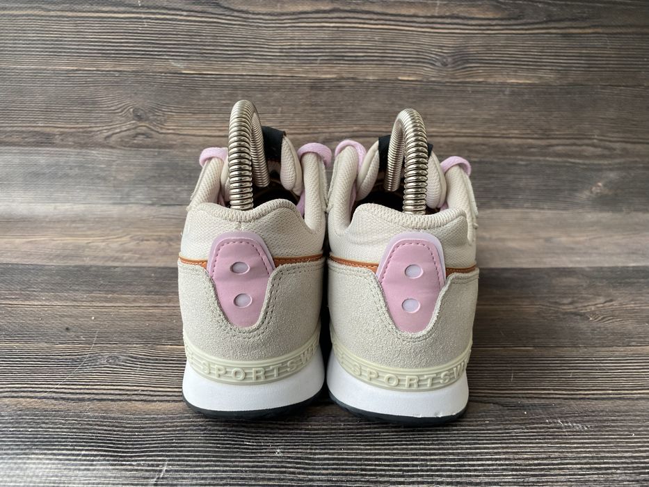 Кросівки Nike Venture Runner 39 р