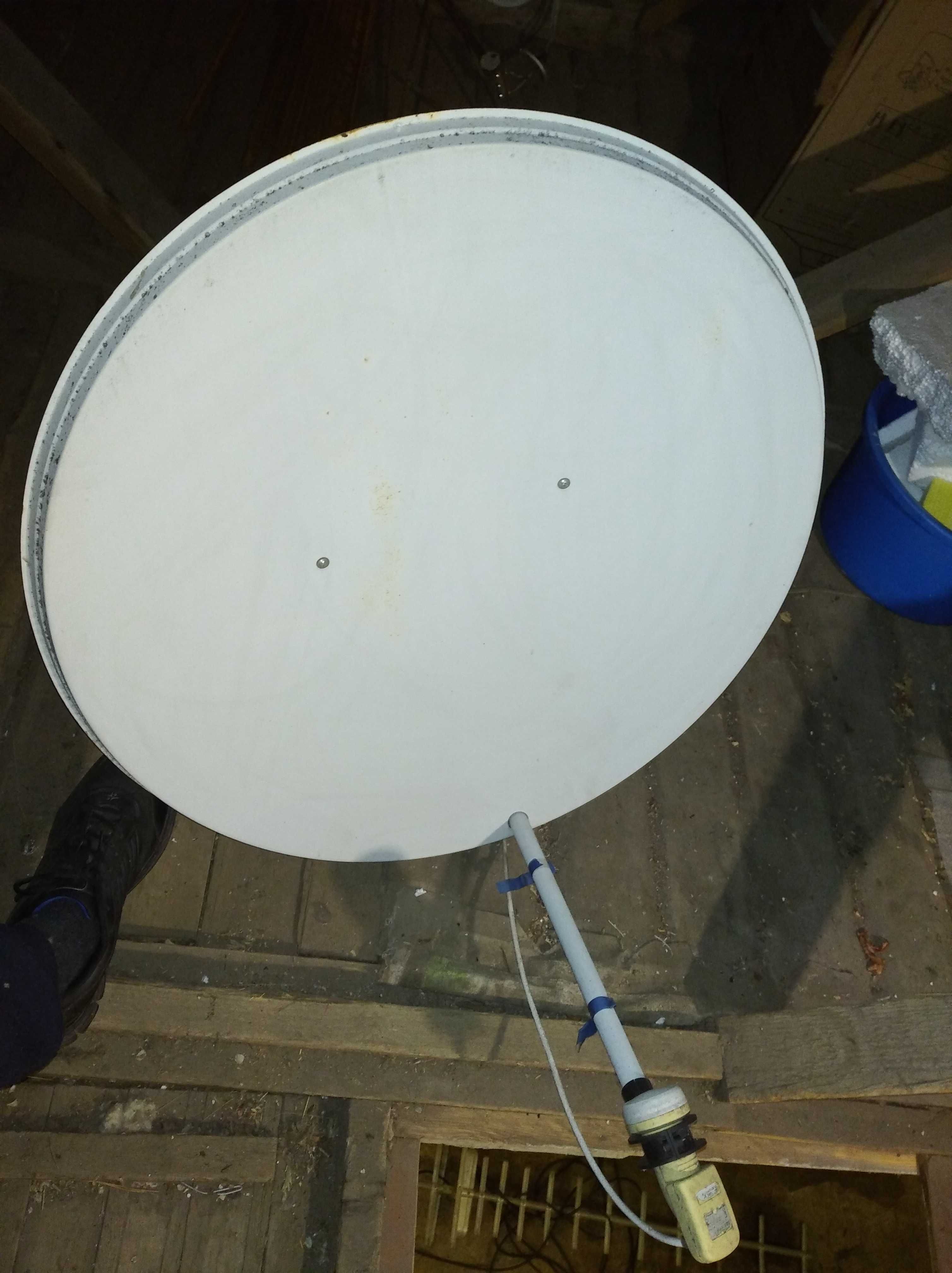 Супутникова антена 2шт з кріпленням та тюнером комплект