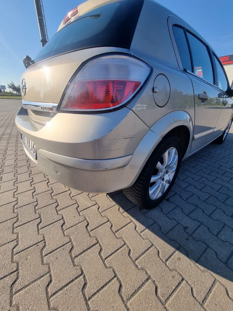 Opel astra H, 1.7CTDI(isuzu)2005r