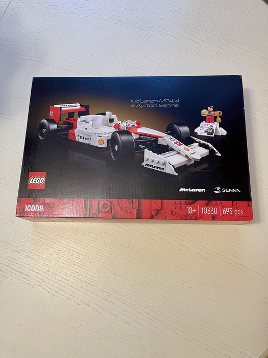 Конструктор LEGO ICONS McLaren MP4/4 і Айртон Сенна