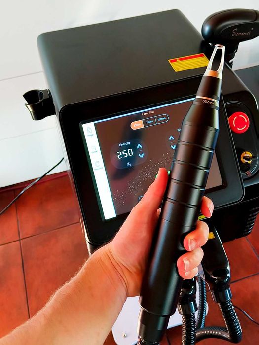 Máquina de Depilação e Remoção de Tatuagens Laser Profissional (NOVO)