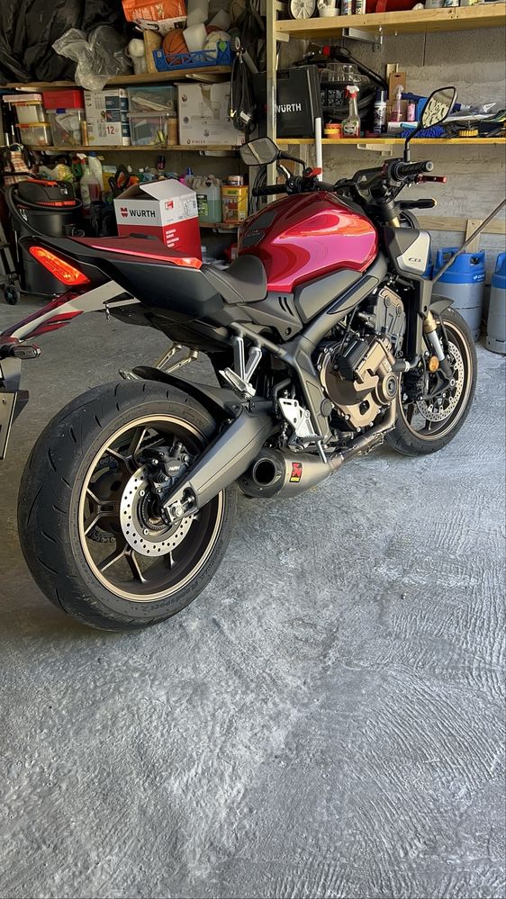 CB650R e-clutch 35kw
