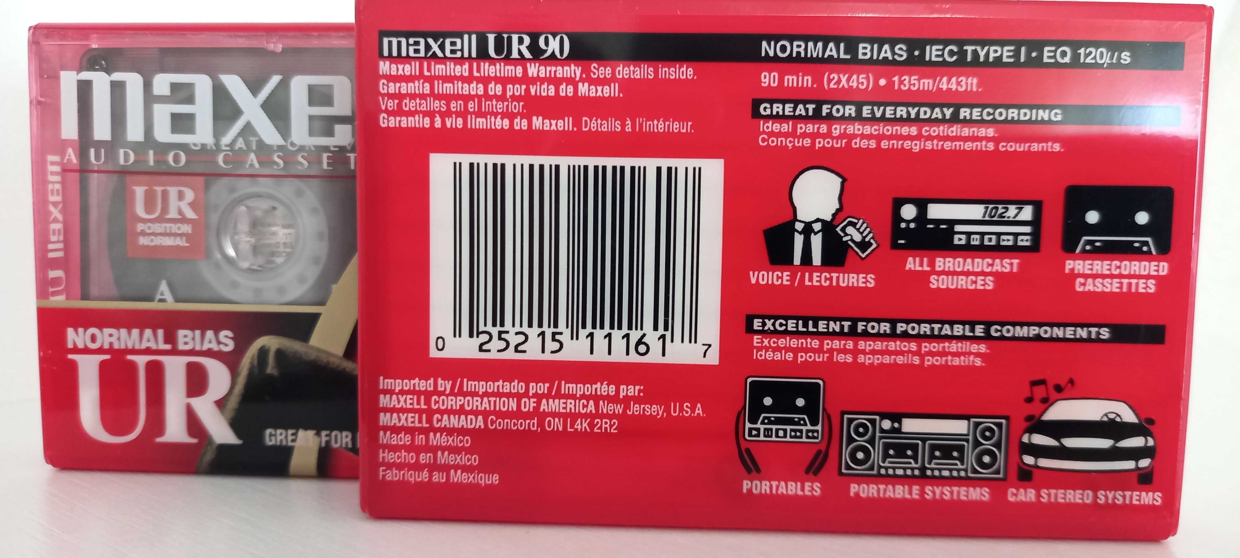 Аудио кассеты Maxell UR-90 запечатанные в пленке.