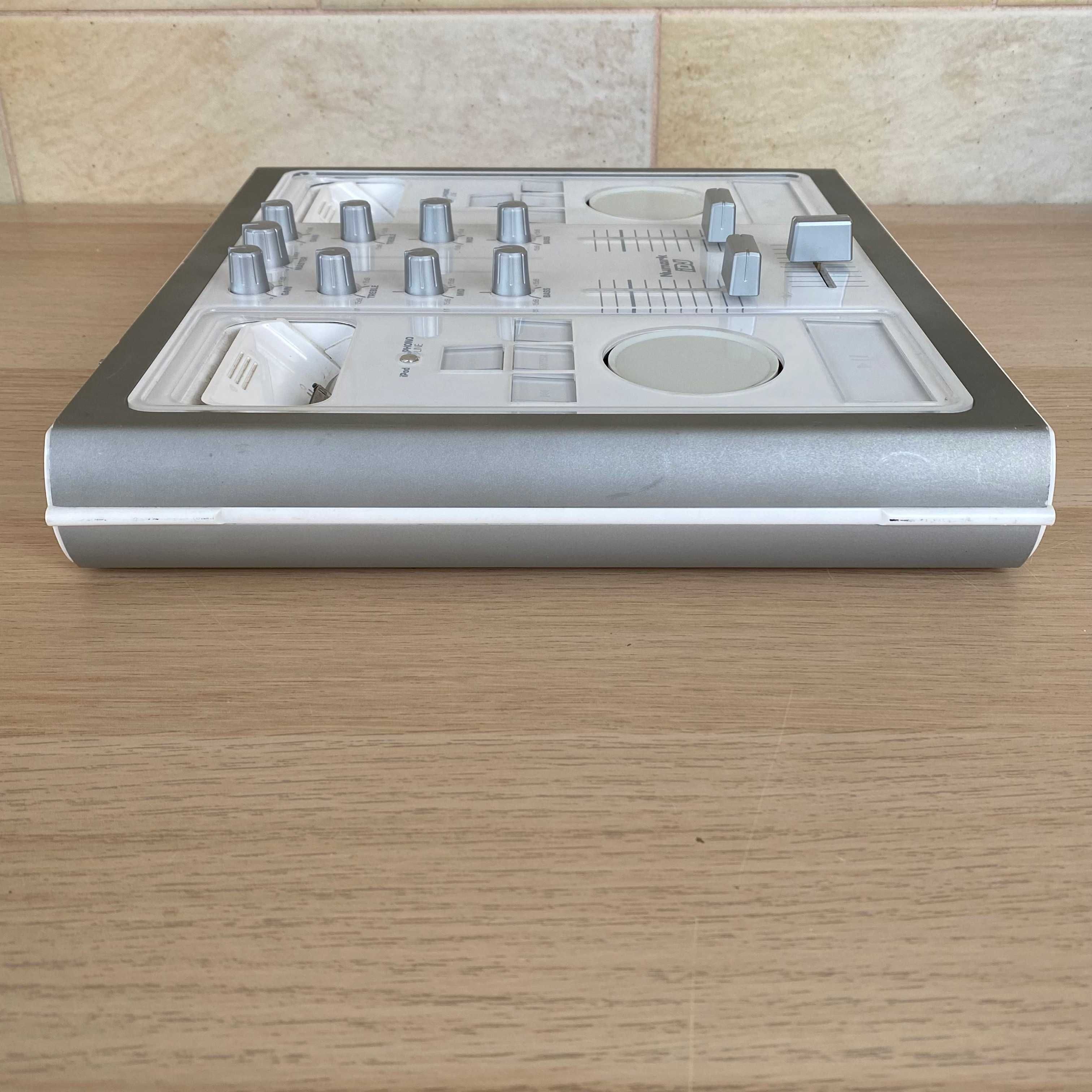 Mesa de mistura Numark iDJ dock para iPODs Como nova!