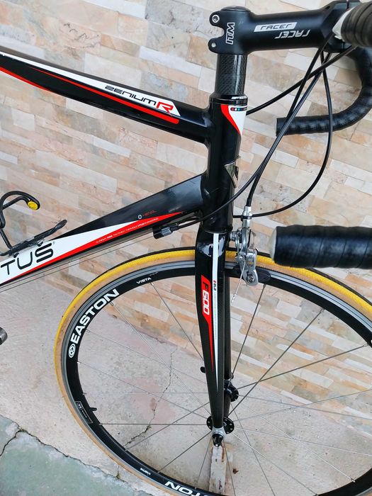 Bicicleta de estrada vitus SVRS zeniun R