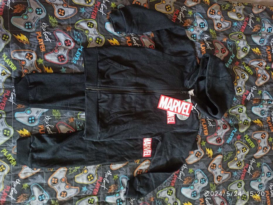 Dres chłopięcy Marvel 122 jak 116 Nowy