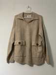 Camisola bege decote em V