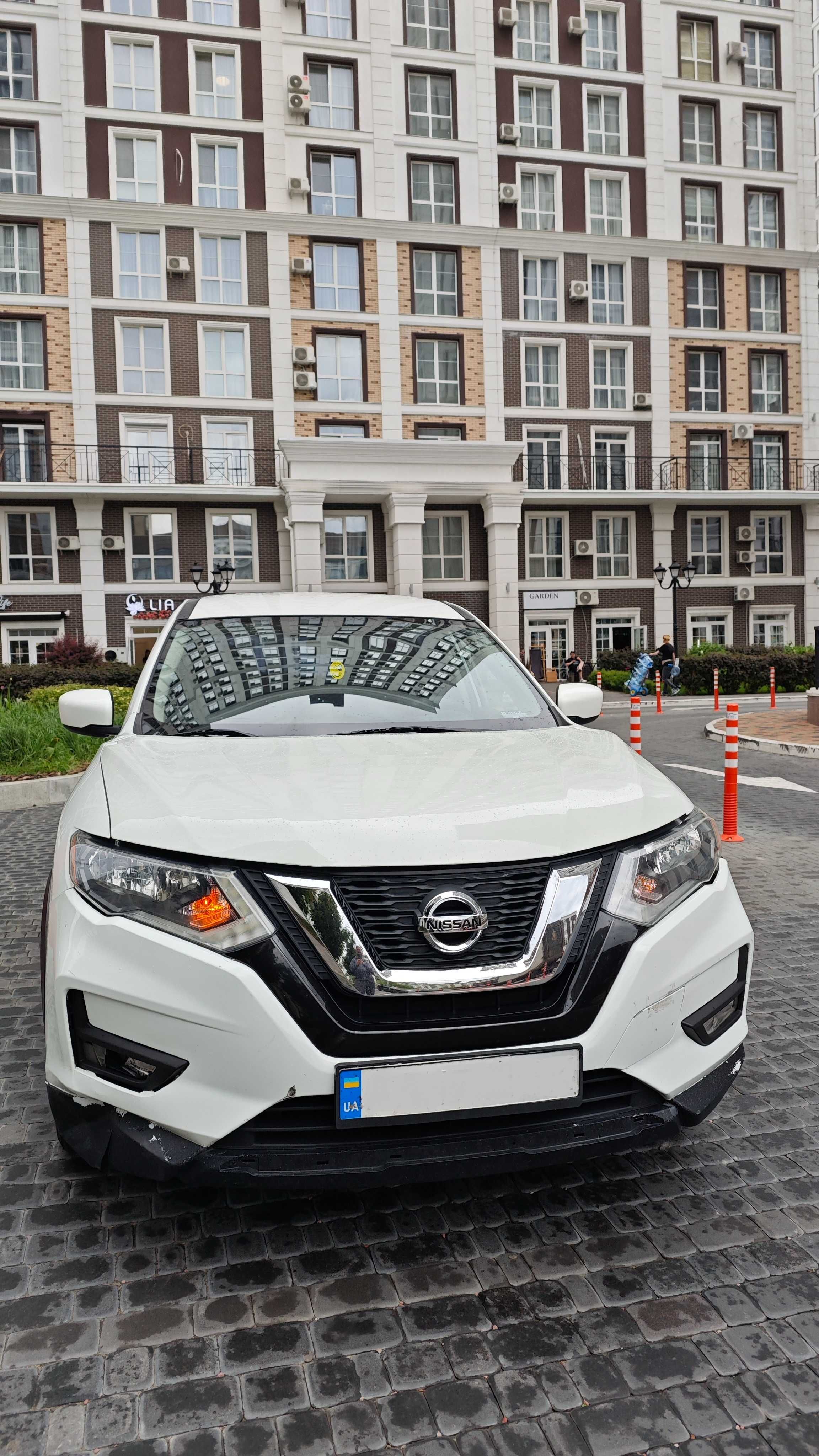 Продам Nissan Rogue S