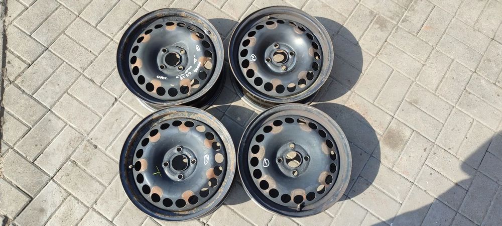 FELGI STALOWE 4x100 6Jx15 CALI ET39 OPEL CORSA D CORSA E GRANDEPUNTO KOMPLET 4sztuki