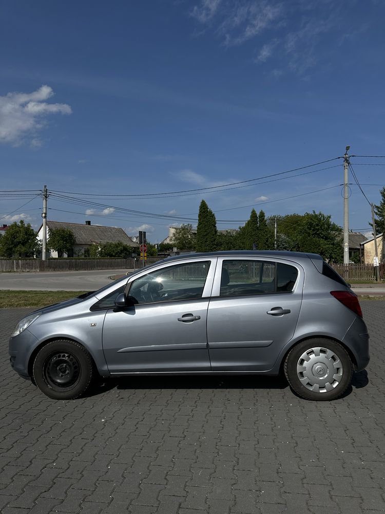 Opel Corsa D 1.4 benzyna