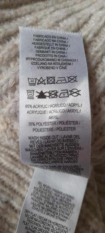 Gruby beżowy sweter.Primark