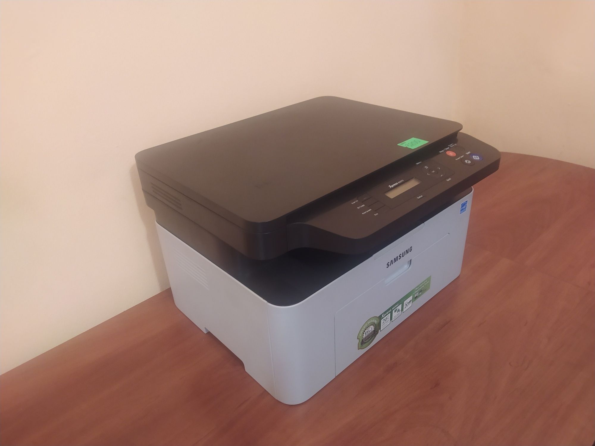 Samsung 4220/4220 Класний
