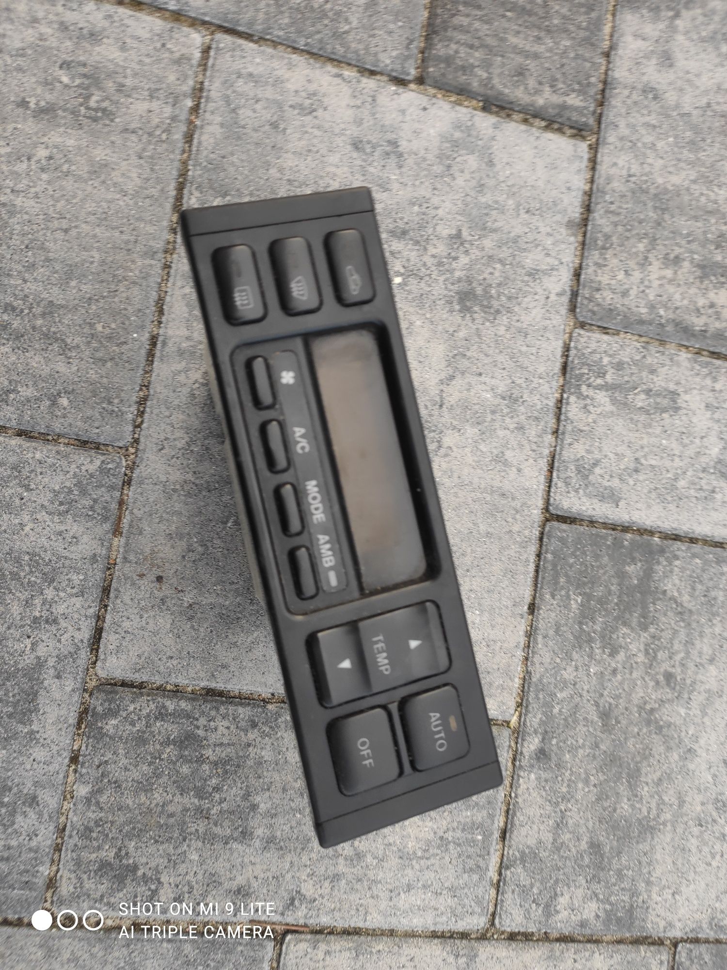 Panel sterowania klimatyzacji Climatronic Mazda 626