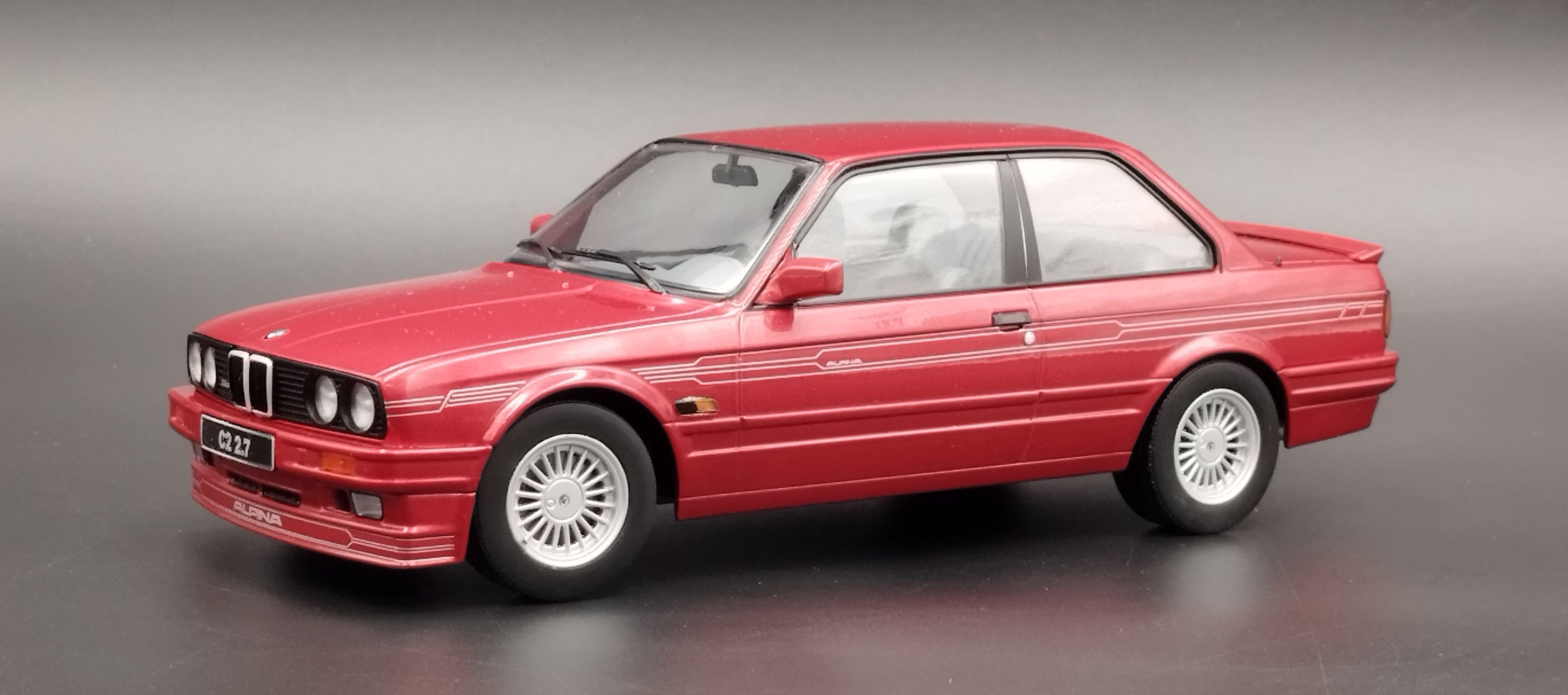 1:18  K&K  Scale 1988 BMW Alpina C2 2.7 E30
