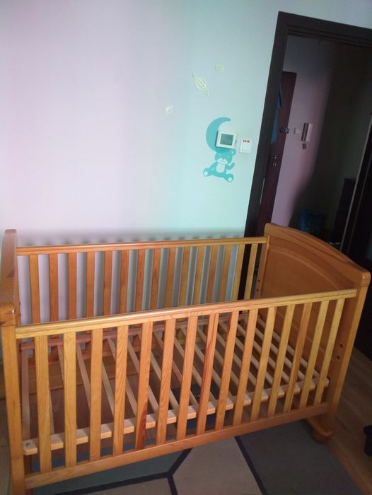 Sprzedam łóżeczko.