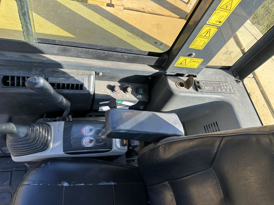 Екскаватор Komatsu PC 56-7