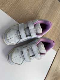 Sportowe skórzane buty Nike r.33 środki butów różowe