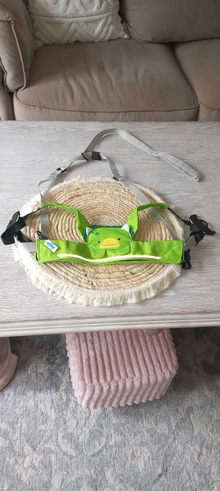 Szelki bezpieczeństwa DUDLEY marki TRUNKI w kolorze zielonym.
