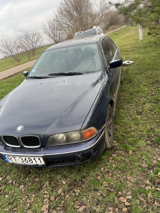 Продам бмв е39 на полном ходу